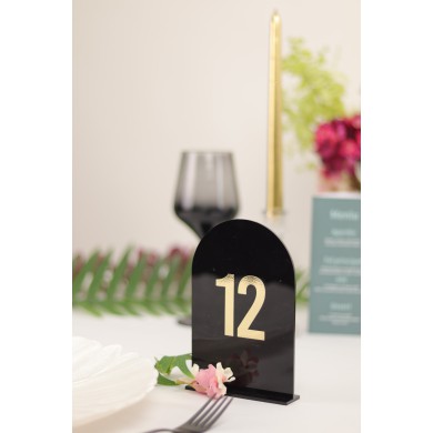 Set Numere de Masă Plexiglas Semioval Simplu, de la 1 la 20, Design Minimalist pentru Nuntă și Botez, Negru Gold