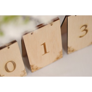 Set Numere de Masă Lemn Model Elegant "Agrișe", de la 1 la 20, Nuntă, Botez, Evenimente Speciale