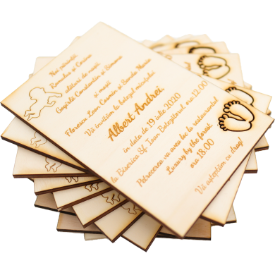 Set Invitatii Botez sau Nunta deosebite, din lemn, gravura laser, 10 bucati