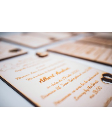 Set Invitatii Botez sau Nunta deosebite, din lemn, gravura laser, 10 bucati